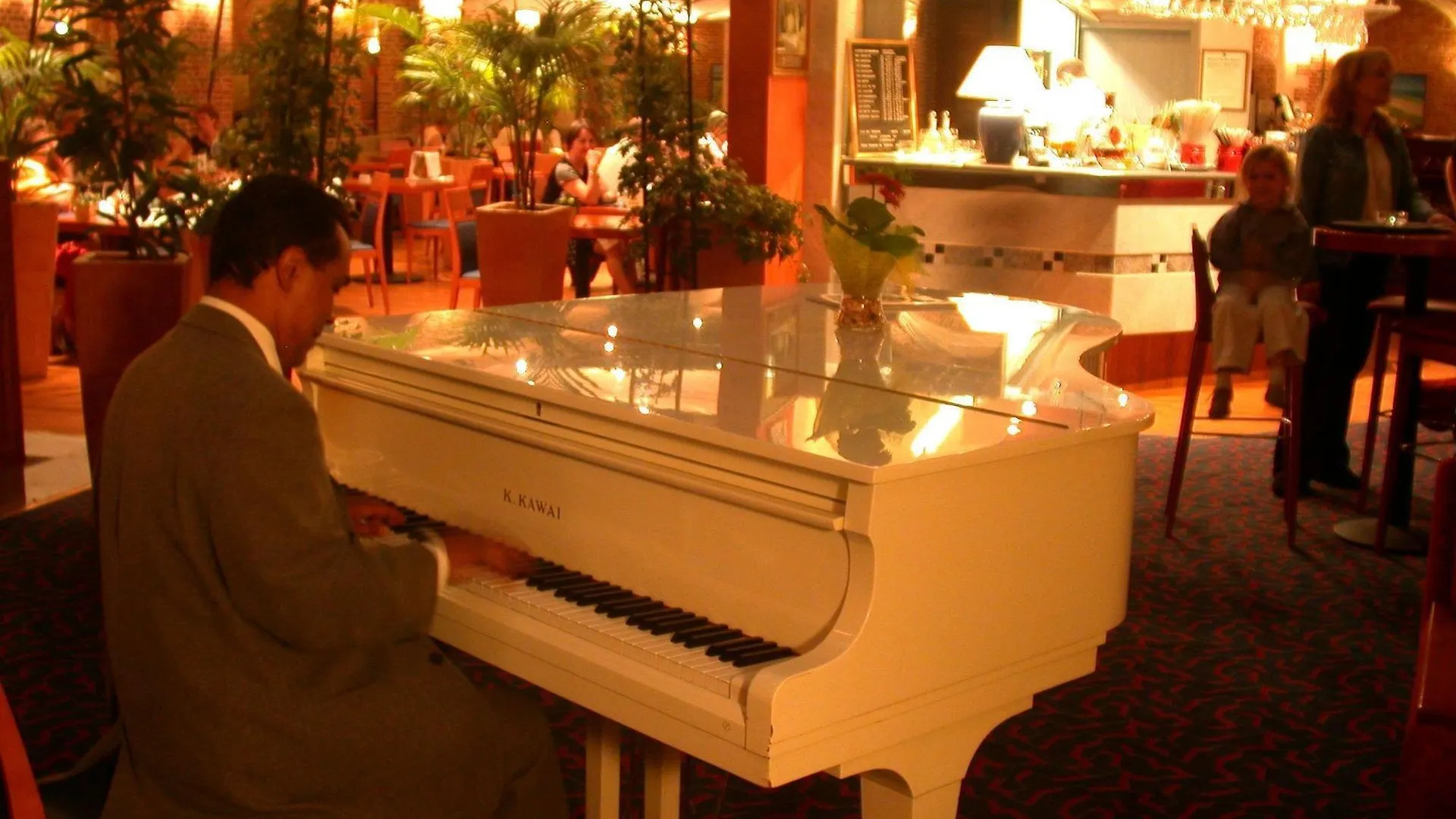 Hotel Alliance Lille - Couvent Des Minimes