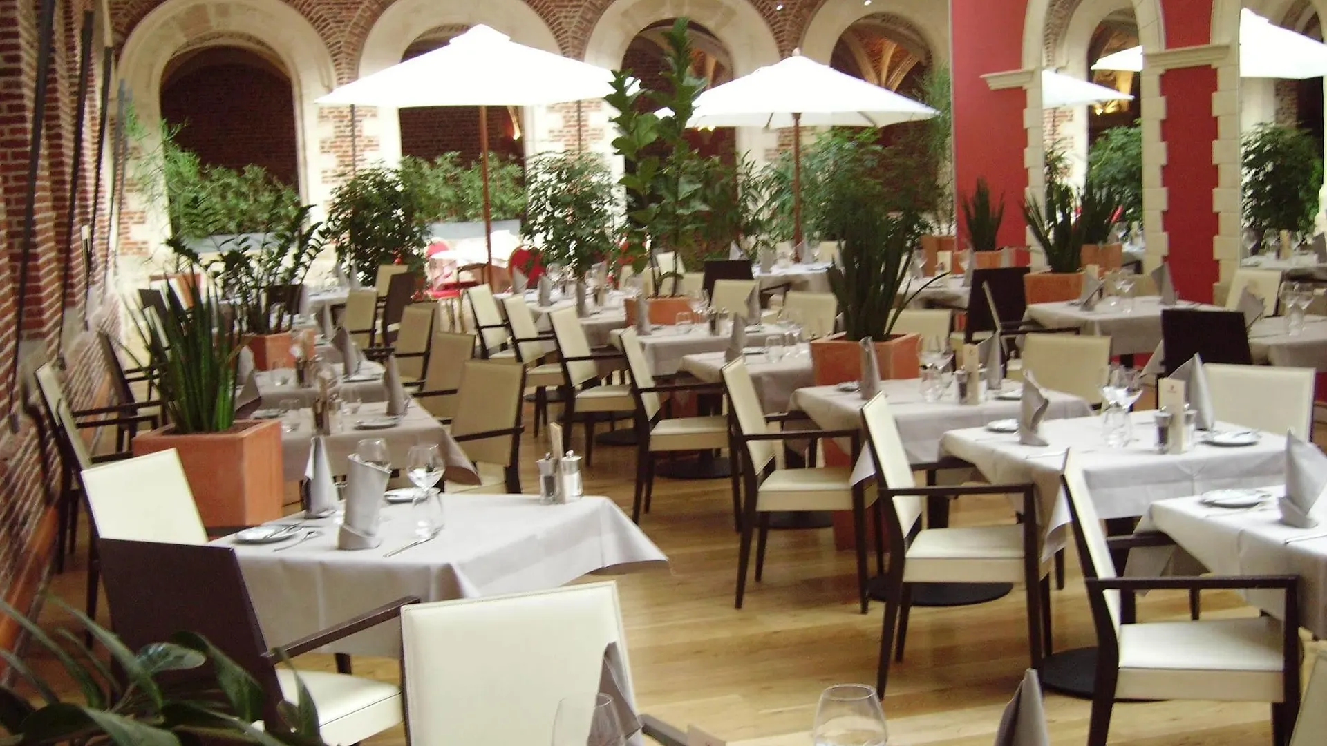 Hotel Alliance Lille - Couvent Des Minimes